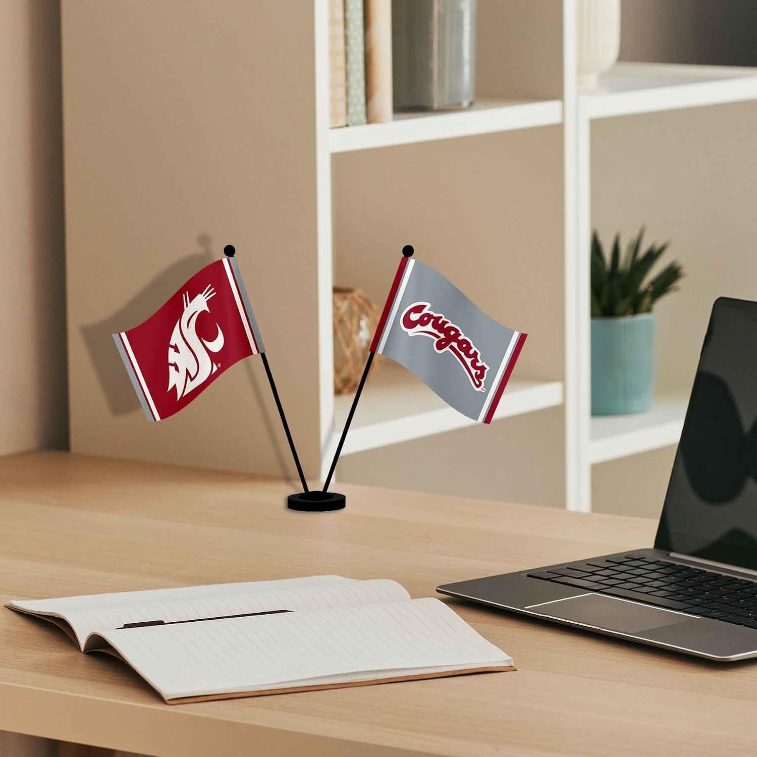 Washington State Cougars Desk and Table Top Flags