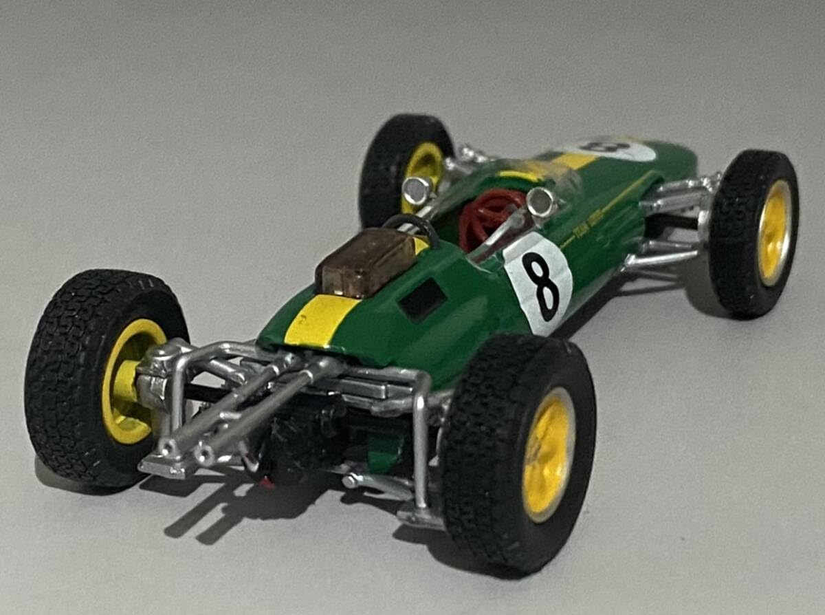 SPARK製 ロータス25 J・クラーク 1963チャンピオン 1/18 【公式