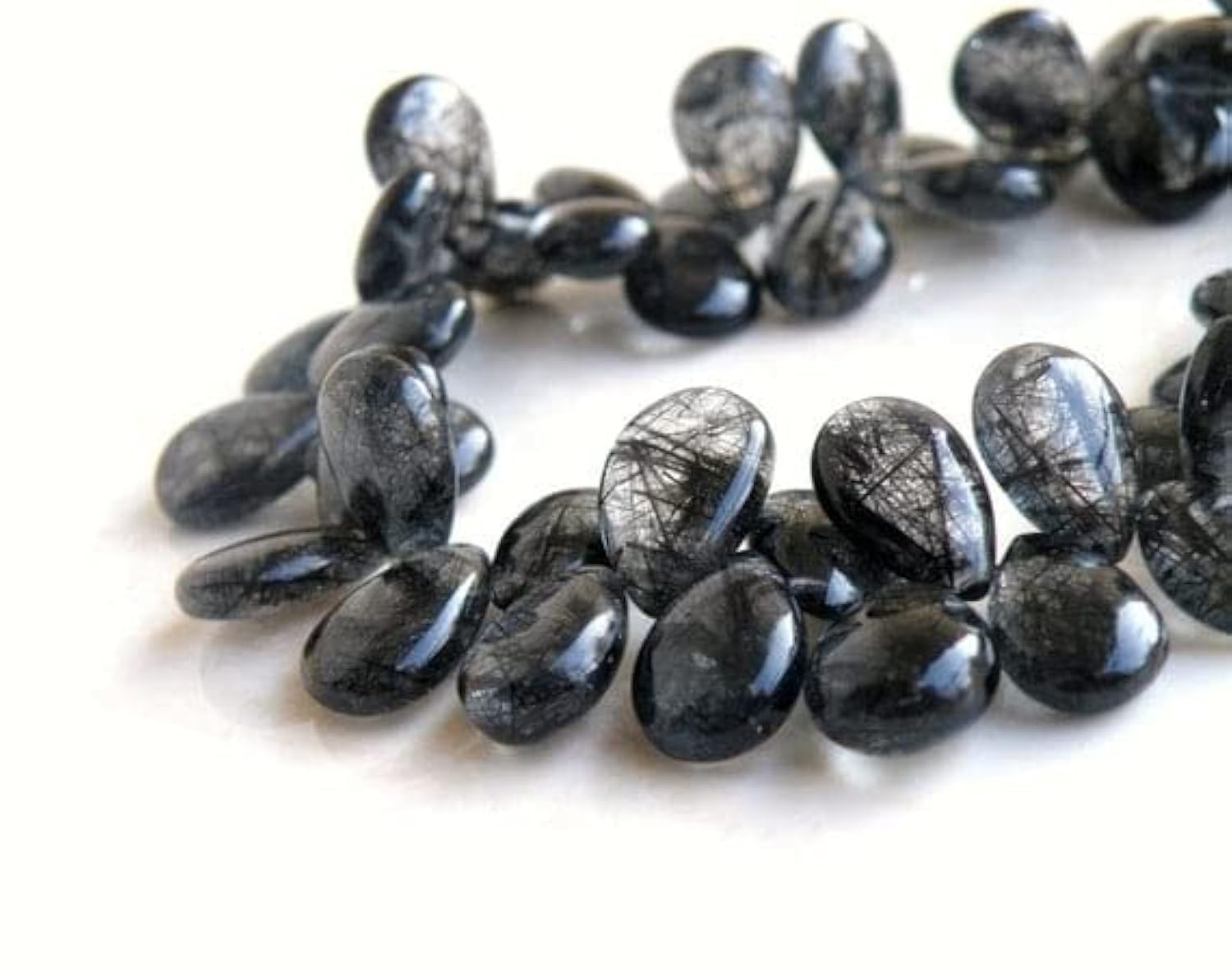 LKBEADS Rutylowany kwarc kamień szlachetny briolette czarna gładka gruszka łza 15 do 15,5 mm 5 koralików