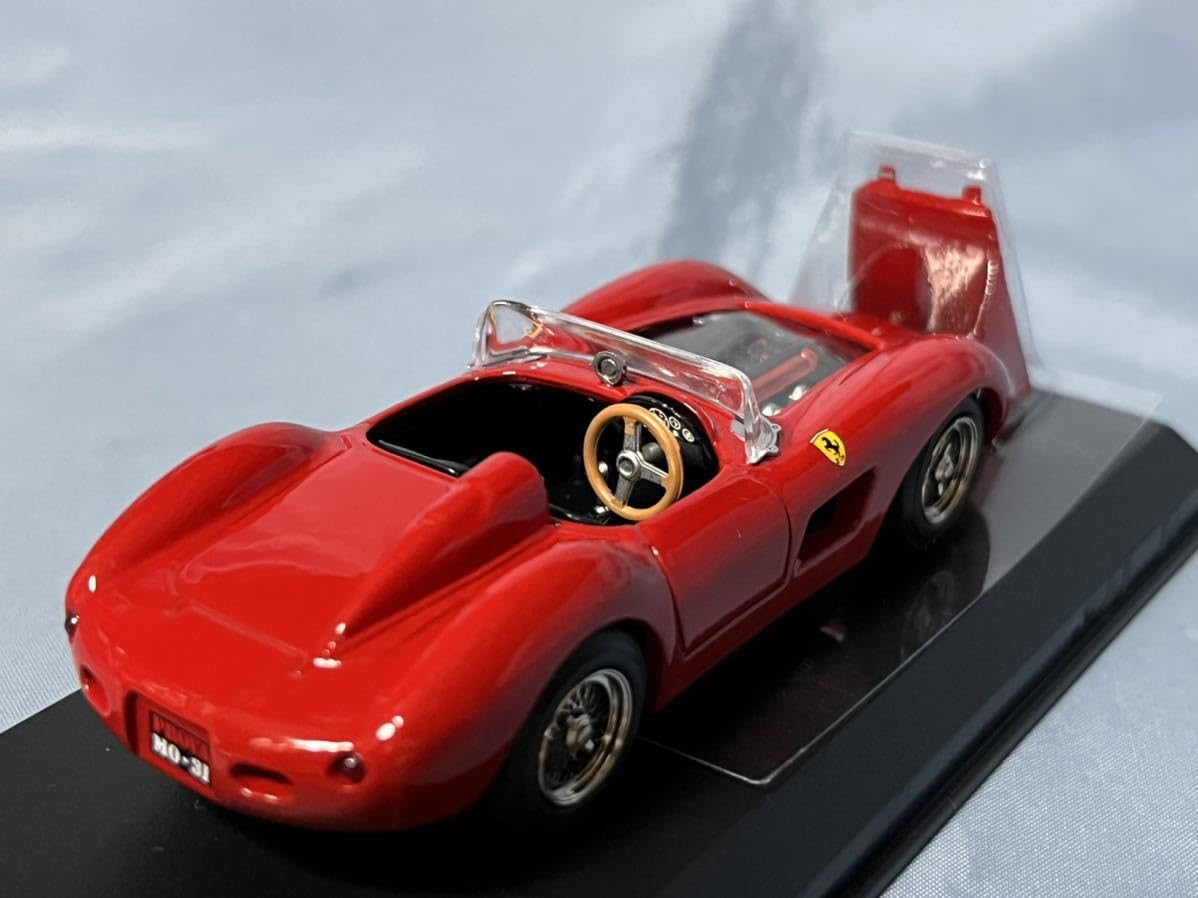 Amazon.co.jp: アートモデル製フェラーリ 500 TRC prova 1956年 1/43