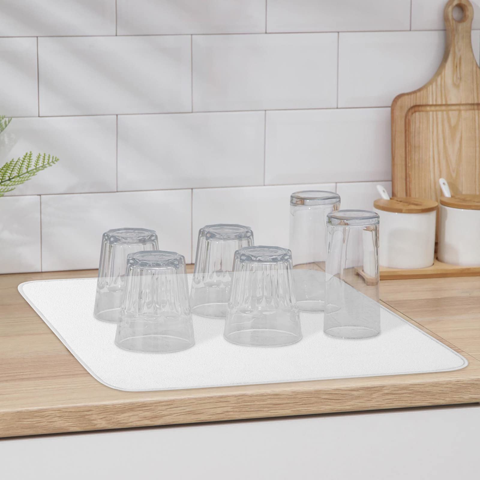 Ultra-chłonne maty do suszenia naczyń z mikrofibry zestaw 40 cm x 45 cm jednolity biały blat kuchenny stojak podkładki nowoczesny minimalistyczny design 2-pak na butelki i naczynia
