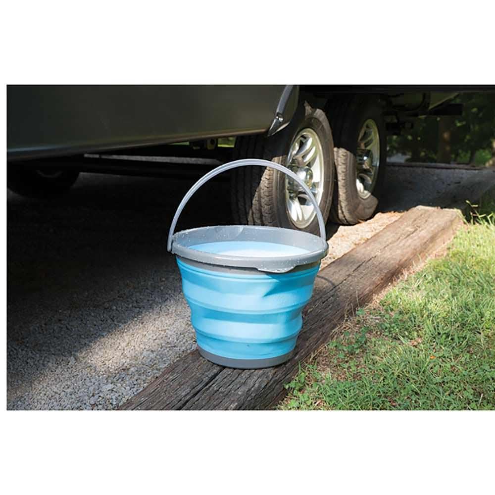 RV360 5 Gallon Collapsible Bucket