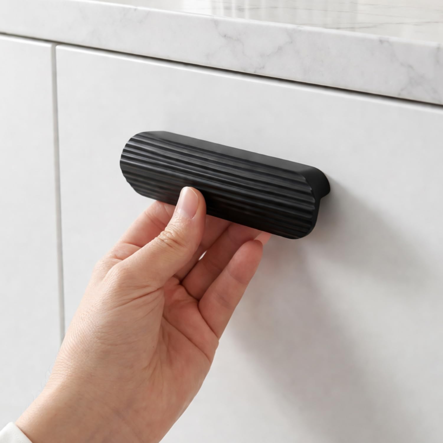 Olifka Çizgili Mat Siyah Çekmece Kulp 64 mm (6,4 cm) Modern Lüks Mobilya Dolap Çekmece Kulbu Metal