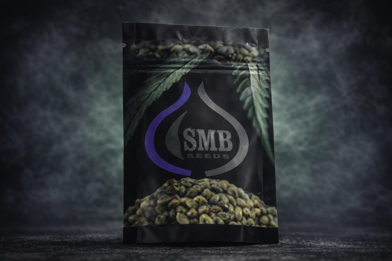 SMB All-in-One Grow Kit Zombie-K-Grow-Fem: Soil, Nutrients and Total Ease.