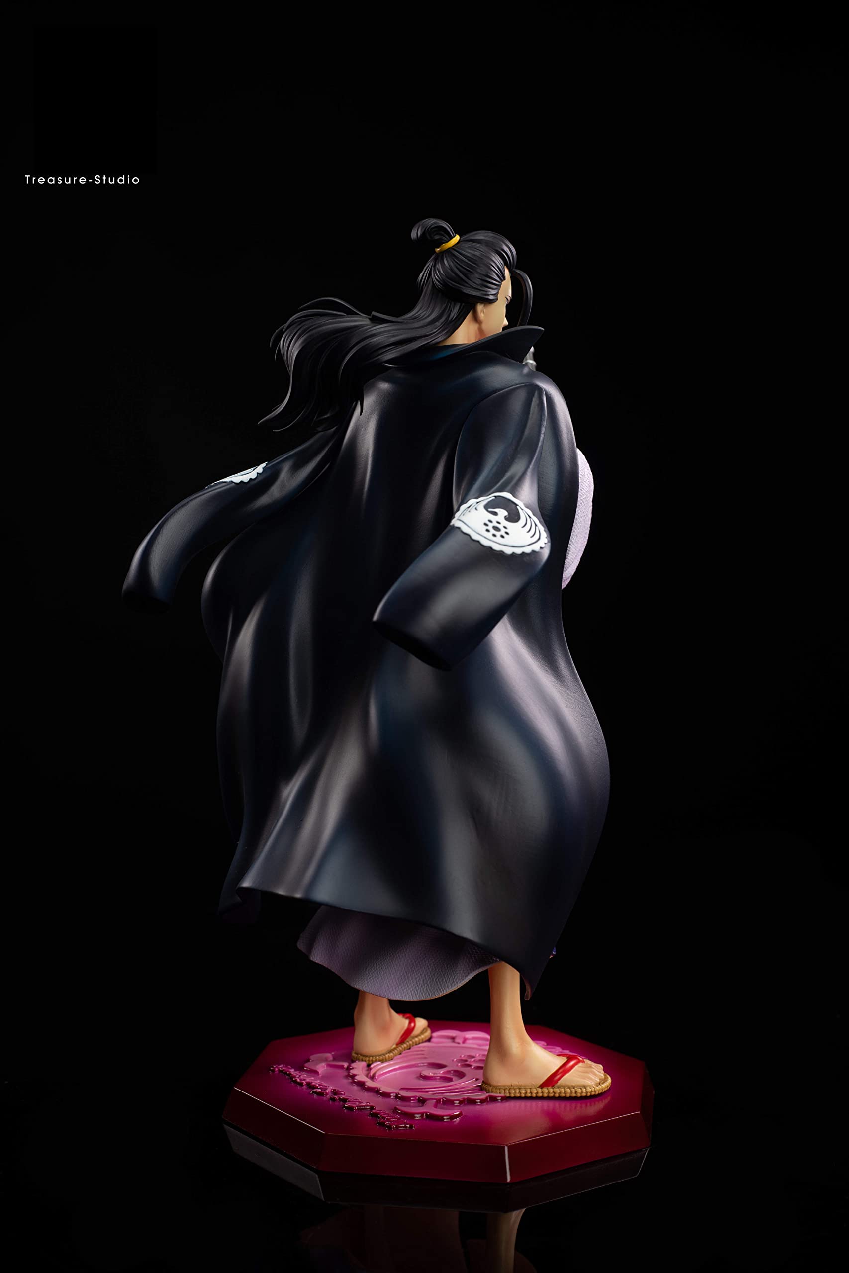 ONE PIECE イゾウ 菊の丞 2体 ガレージキット ガレキ スタチュー① ONE PIECE イゾウ 菊の丞 2体 ガレージキット ガレキ スタチュー