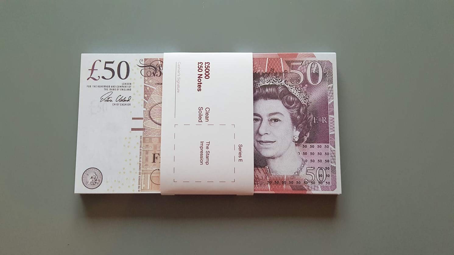 Mr Money Bags Prop Money - £5,000 in Replica £50 Notes (100 Notes, 95 Front, 5 Back, Money Band) - Perfect for Prank Jokes, Poker Nights, Parties & Filming - Teen & Adult