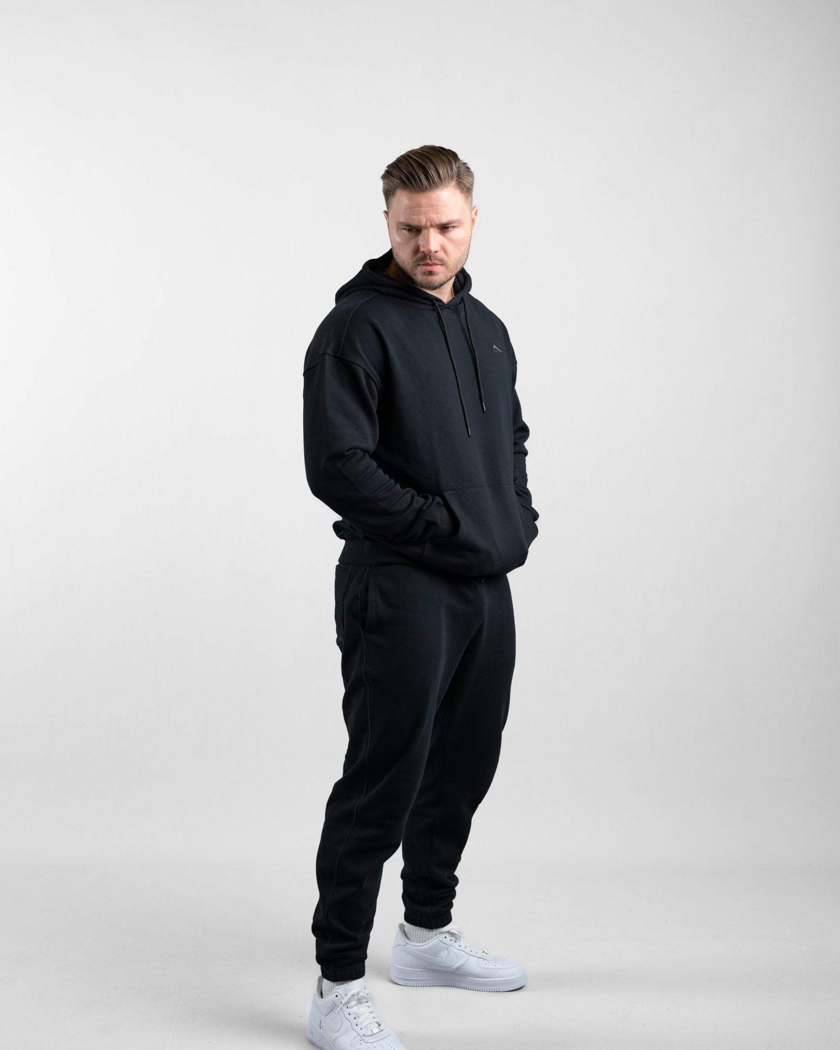 ATHLETIC AESTHETICS Essential Oversize Hoodie - Oversize Kapuzen Pullover für Herren, Langarm Hoody, Kapuzenpullover für Sport, Fitness, Gym und Freizeit, Pulli Bequem und Sportlich