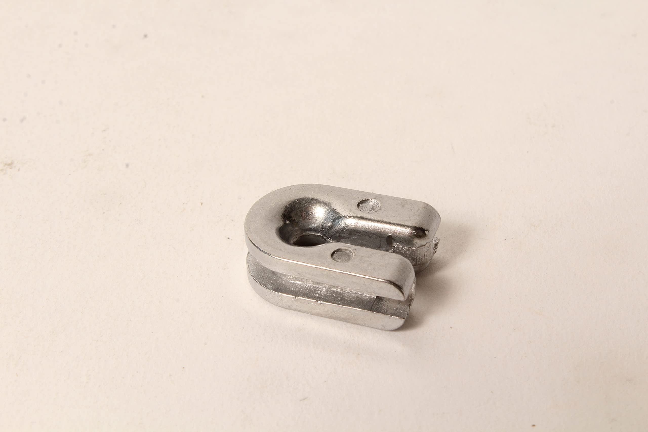 Husqvarna Ojal Parte # 501330401