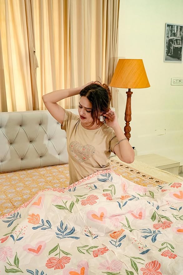 Image of MITUL AC Comforter for Double Bed Or Single Bed Ultrasoft AllSeason Polyster Dohar Duvet Light Wight (RED Yellow Flower Design, Double Bed)