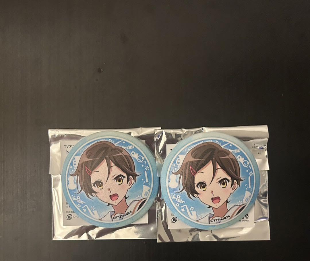 『響け!ユーフォニアム3』×カラオケの鉄人 Ver.トレーディングふわふわバッジ 響け!ユーフォニアム 高坂麗奈 ふわふわ缶バッジ カラオケの鉄人