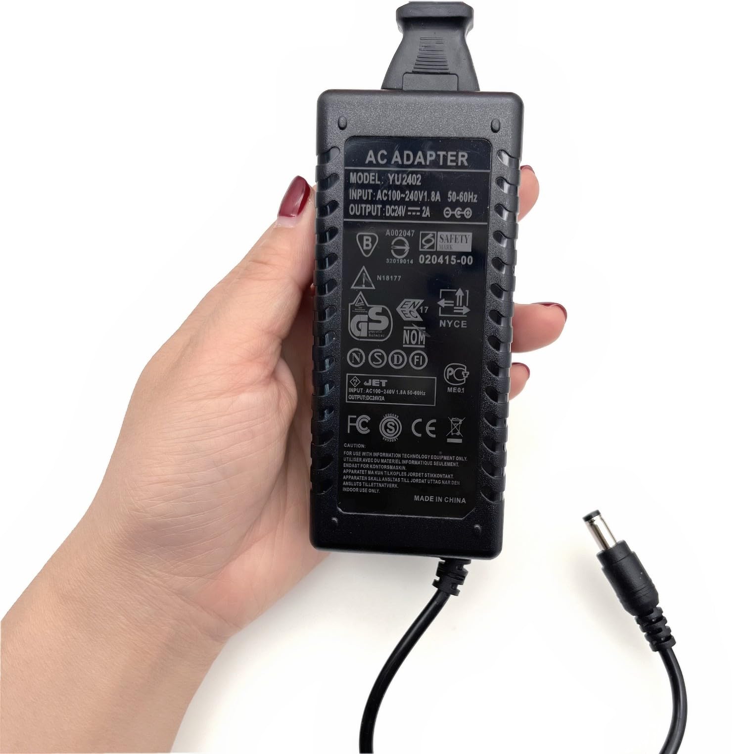 Alimentatore 24V 1A 24W Con Spina UE E Connettore 5,5x2,1 Mm – Per LED, Router, Switch, Telecamere E Hub USB