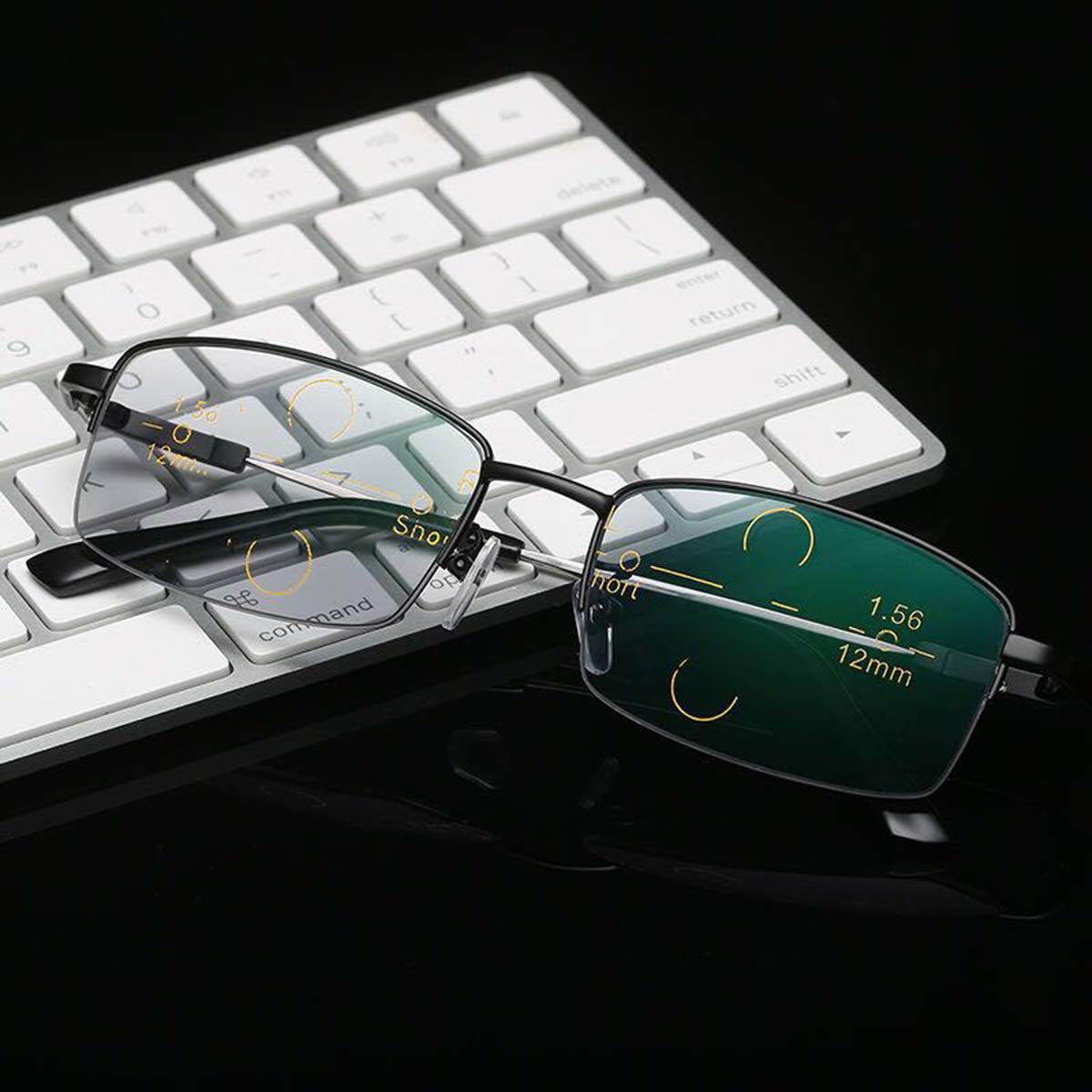 MIRYEA Multifocal Progresivo Gafas de Lectura Hombres Mujeres Computer Filtro de luz Azul de enfoque múltiple Presbicia Inteligente Anteojos Retro de Ligero Marco sin línea Lectores Antirreflejos
