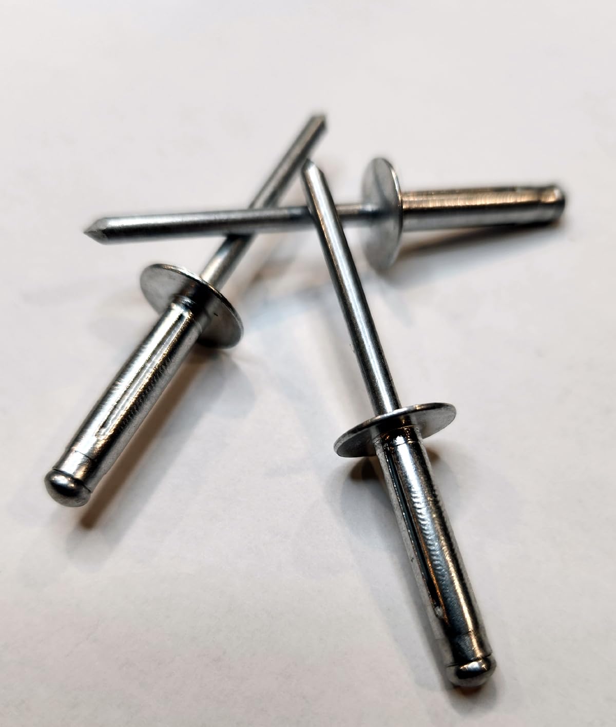 Pop Rivet Large Head Mill Exploding Rivets 50 Ct. Tri-Fold Racing ...