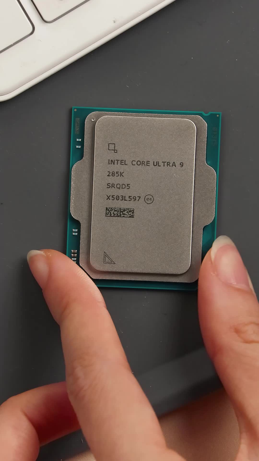 Intel Core Ultra 9 Desktop Processor 285K 24 Cores up to 5.7 GHz