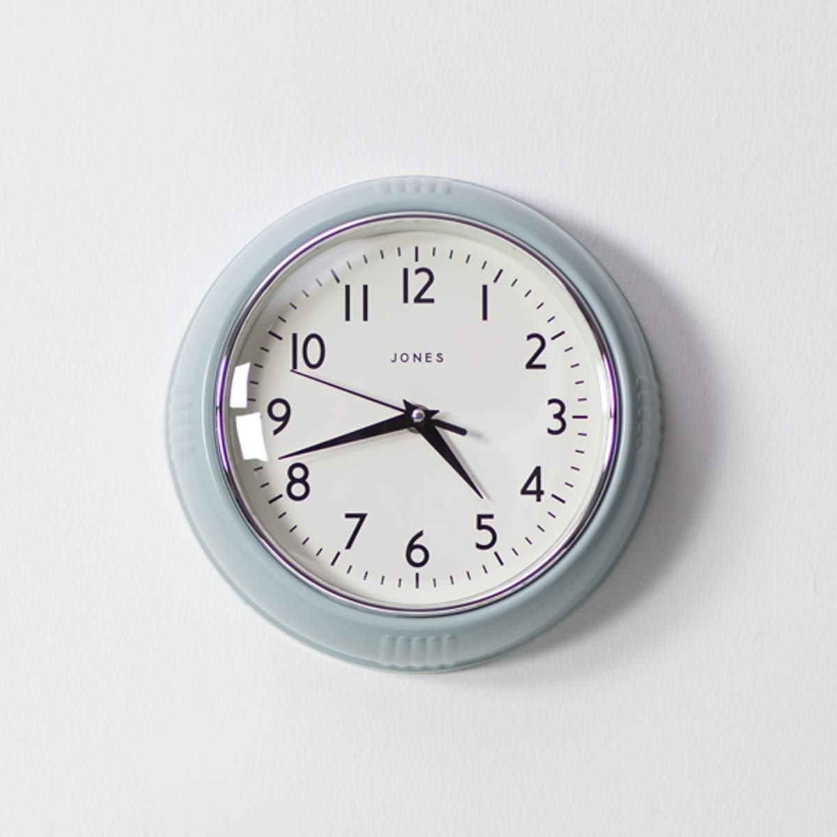 Jones Clocks® Round Retro Wall Clock The Ketchup Round Clock Easy