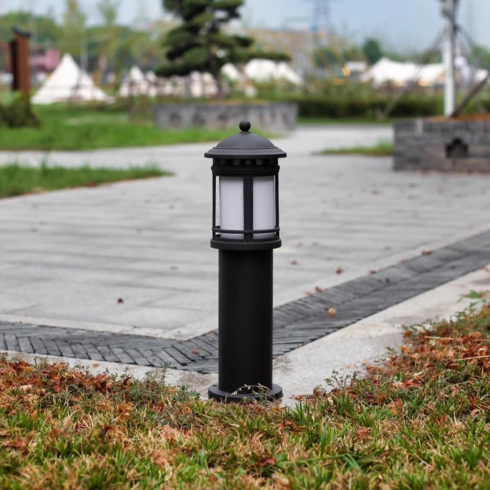 Nowoczesna lampa słupkowa