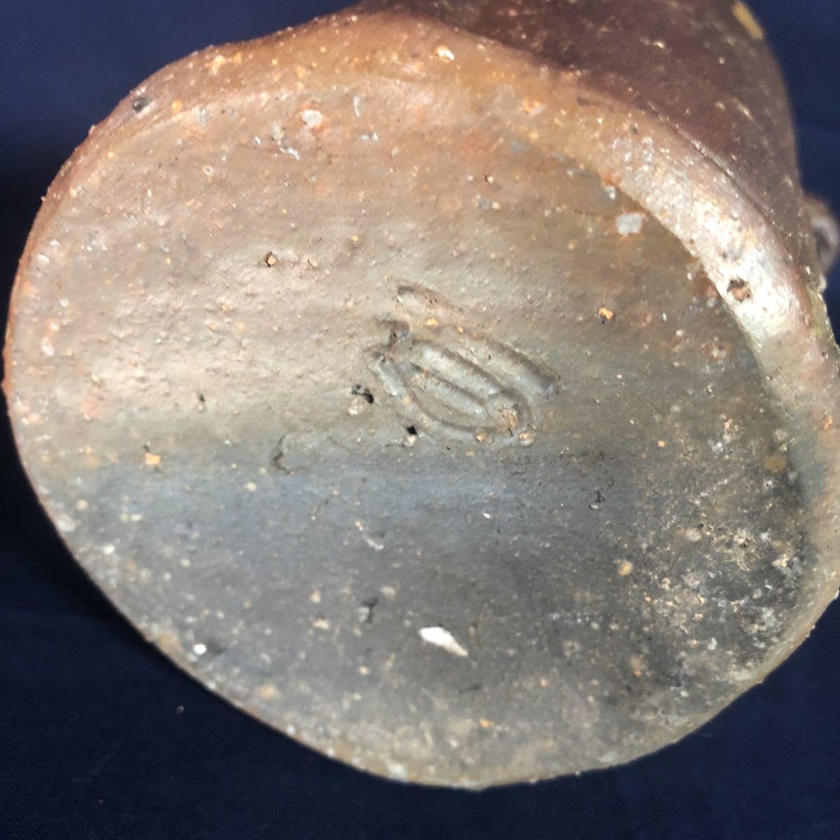 Amazon.co.jp: 備前焼 花入 鈴木黄哉二男 鈴木勝詞造 高さ約21