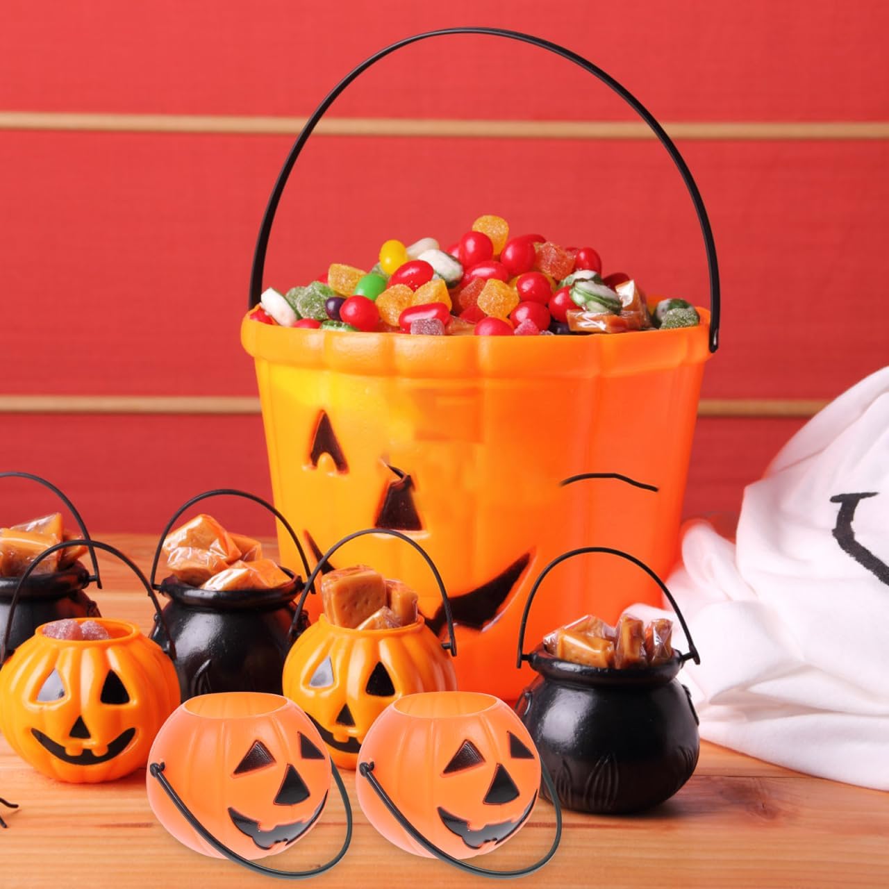 Mini Pumpkin Candy Bucket 1.23 Inch Plastic Trick or Treat Pail Portable Candy Holder and Tabletop Decoration for Halloween Kids Party