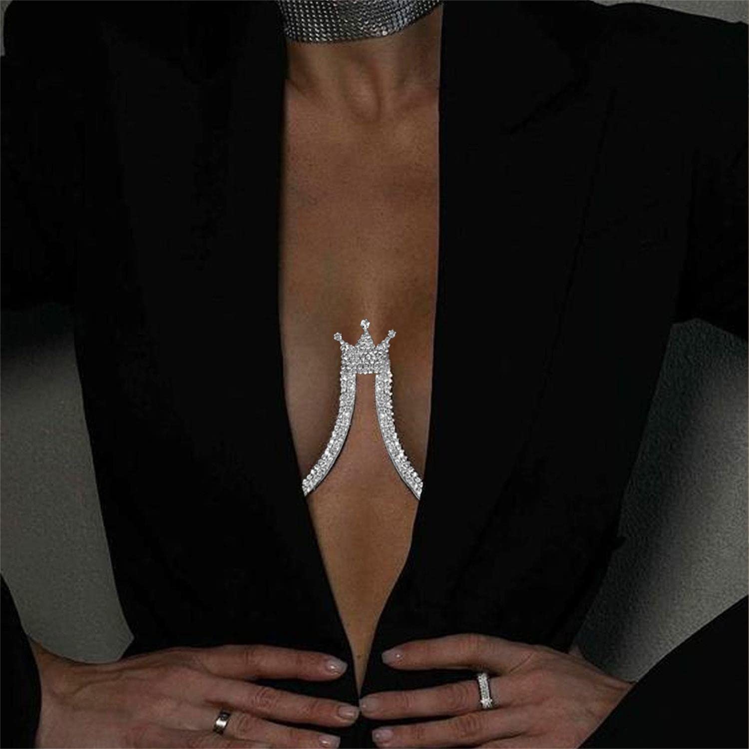 Rhinestone Chest Bracket Chain Trendy Crystal Bra Chain Sexy Bikini Beach Bra Body Chain Jewelry for Women (Gold)