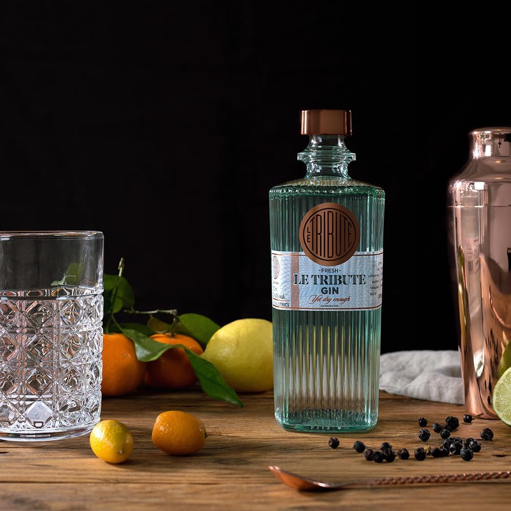 Le Tribute Gin & Tonic Set | 700 ml Premium Gin aus Spanien | 2×200 ml Le Tribute Tonic Water | G+T OnPack Geschenkset