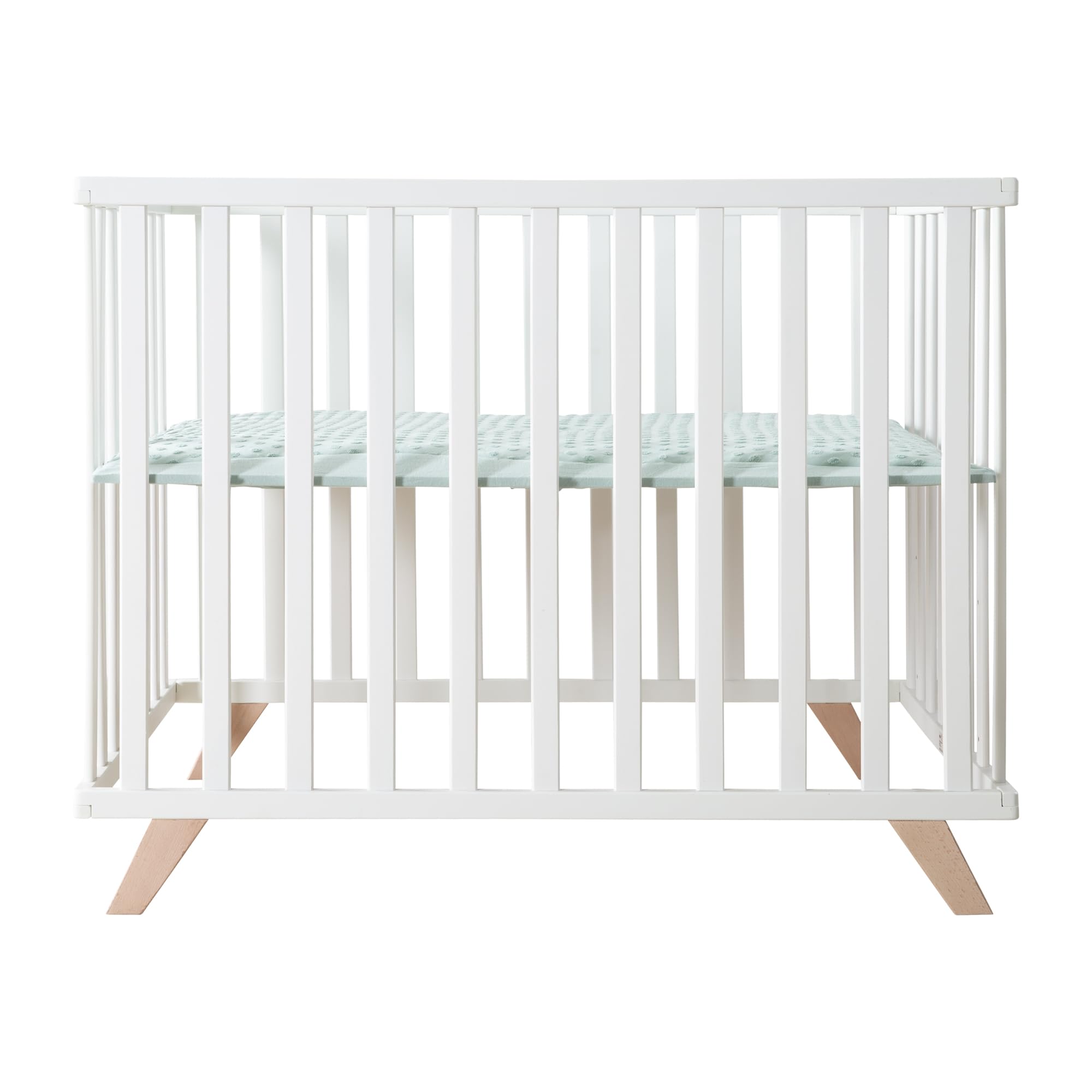 roba Parc Bébé en Bois Massif Bio 75 x 100 + Tapis de Parc Lil Planet Vert Givré - Certifié OEKO-TEX et GOTS - Base Ajustable en Hauteur - Design Rétro - Laqué Blanc