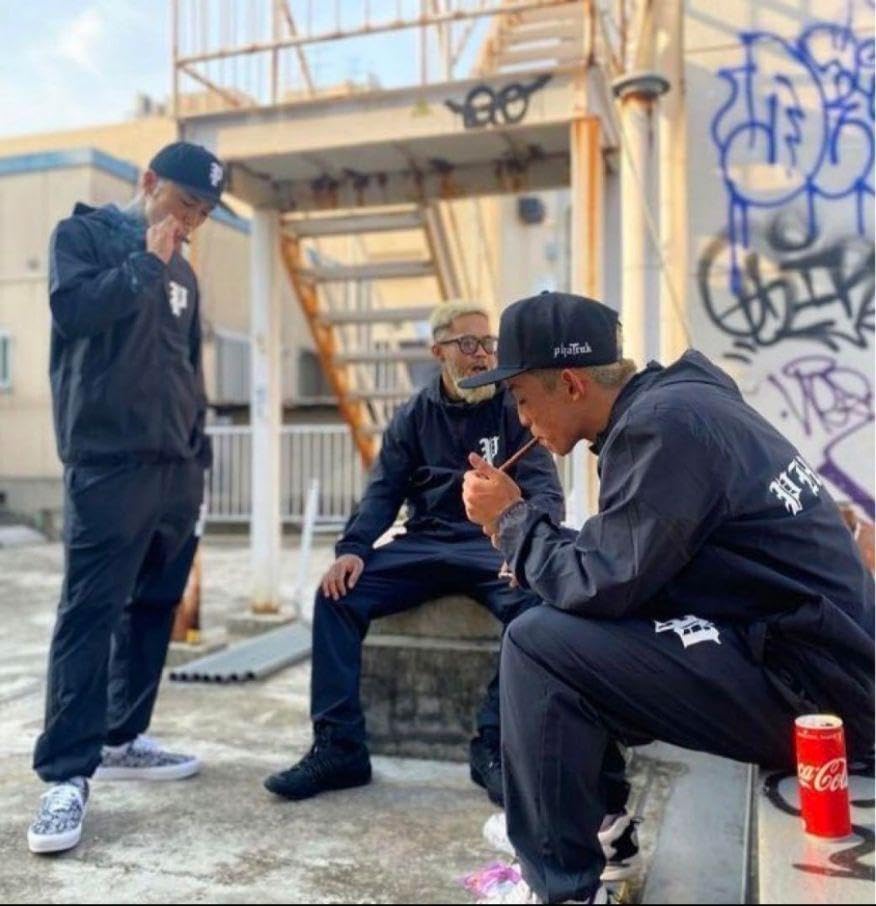 Amazon.co.jp: PHATRNK Old Pロゴ ナイロン セットアップ L : ホーム 