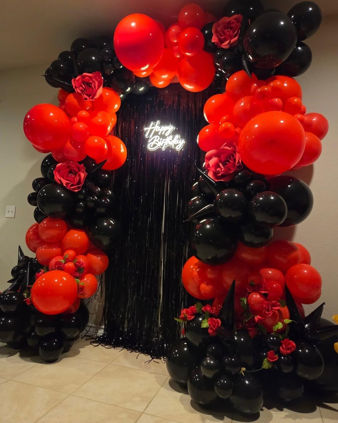 Girlanda z czerwonymi i czarnymi balonami, zestaw z gwiazdami, 200 szt., 10, 12, 18, 56 cm, balony z konfetti na ukończenie szkoły, urodziny, rocznicę, grill, kasyno, Nowy Rok, studniówkę