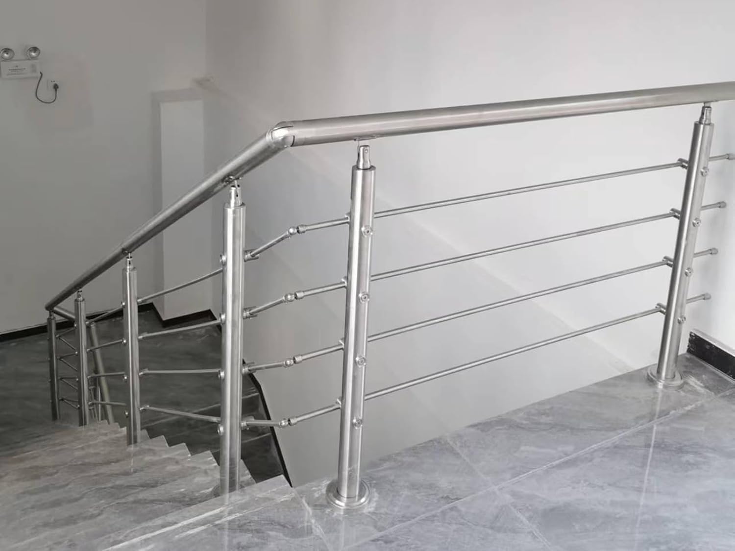 Stainless Steel Balustrade Posts Stainless Steel Wire Railing System with Post, Handrail, Adapters & Fittings, 35.4in Tall(L 3.3ft/39.4in)