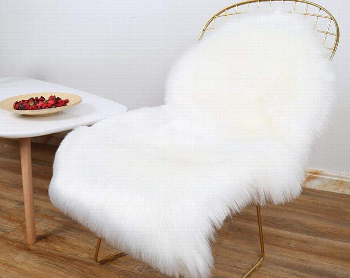 Sisha Faux Sheepskin Area Rug 2X3Ft Fluffy Long Wool Carpet for Bedroom, Livingroom and Nursery Washable Anti-Slip Hypoallergenic Fur Home Decor Rugs White/Natural Shaped