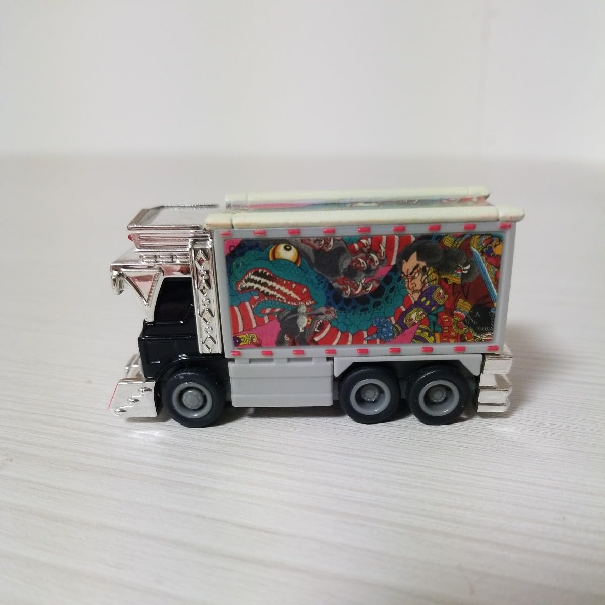 Amazon.co.jp: アオシマ デコトラ プルバックミニカー トラック