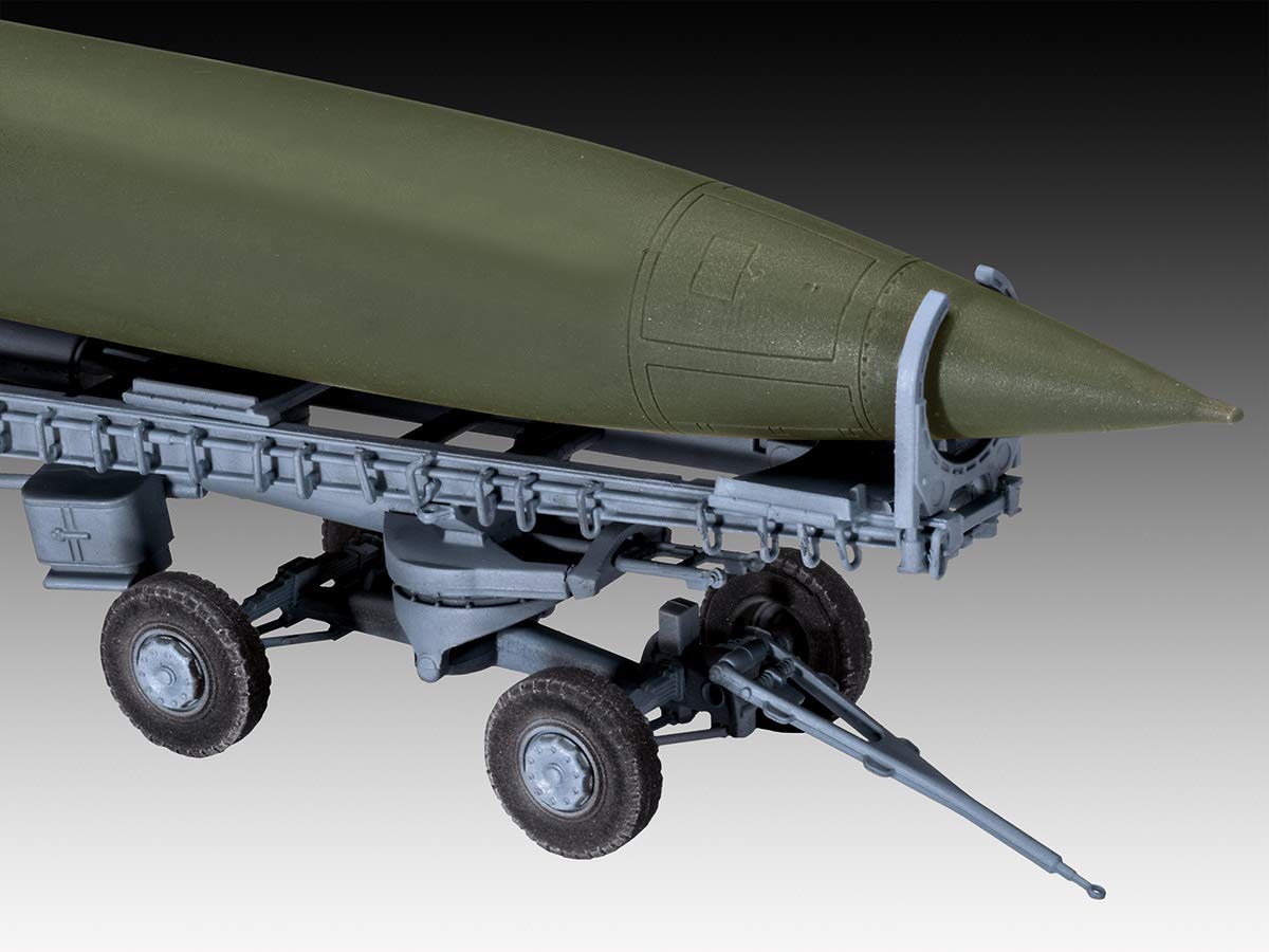 Amazon | ドイツレベル 1/72 ドイツ陸軍 重牽引車 SS-100&トランス