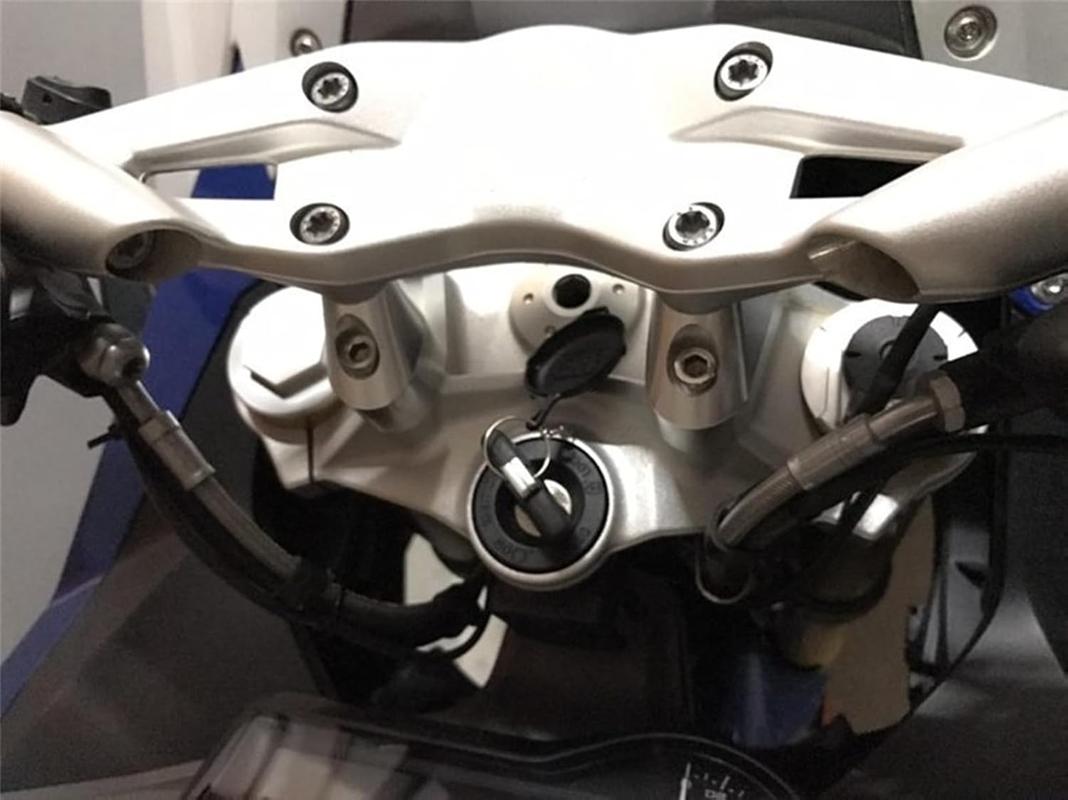 Motorcycle Handlebar Riser Clamp Handle Adapter For BMW R1200RS 2015-2016