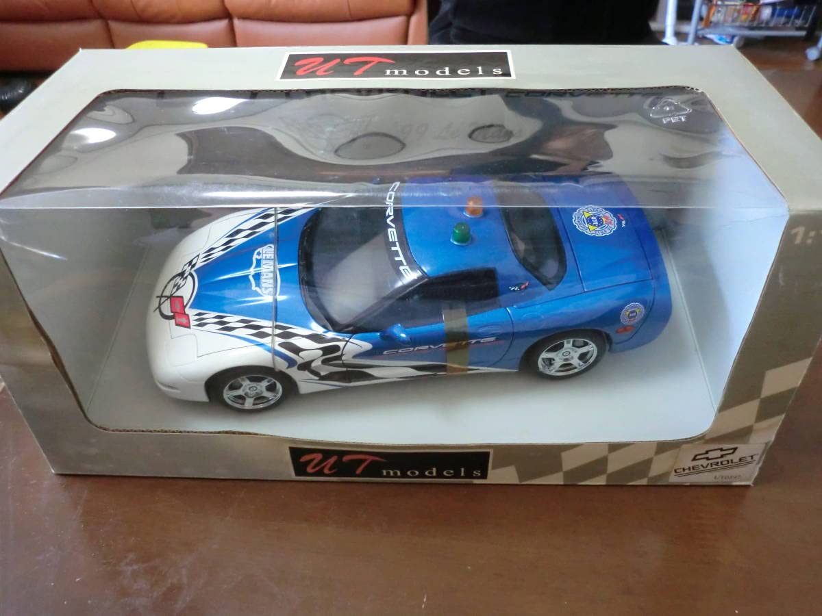 CHEVROLET CORVETTE シボレー コルベット 1999 1:18 コルベット(1999年