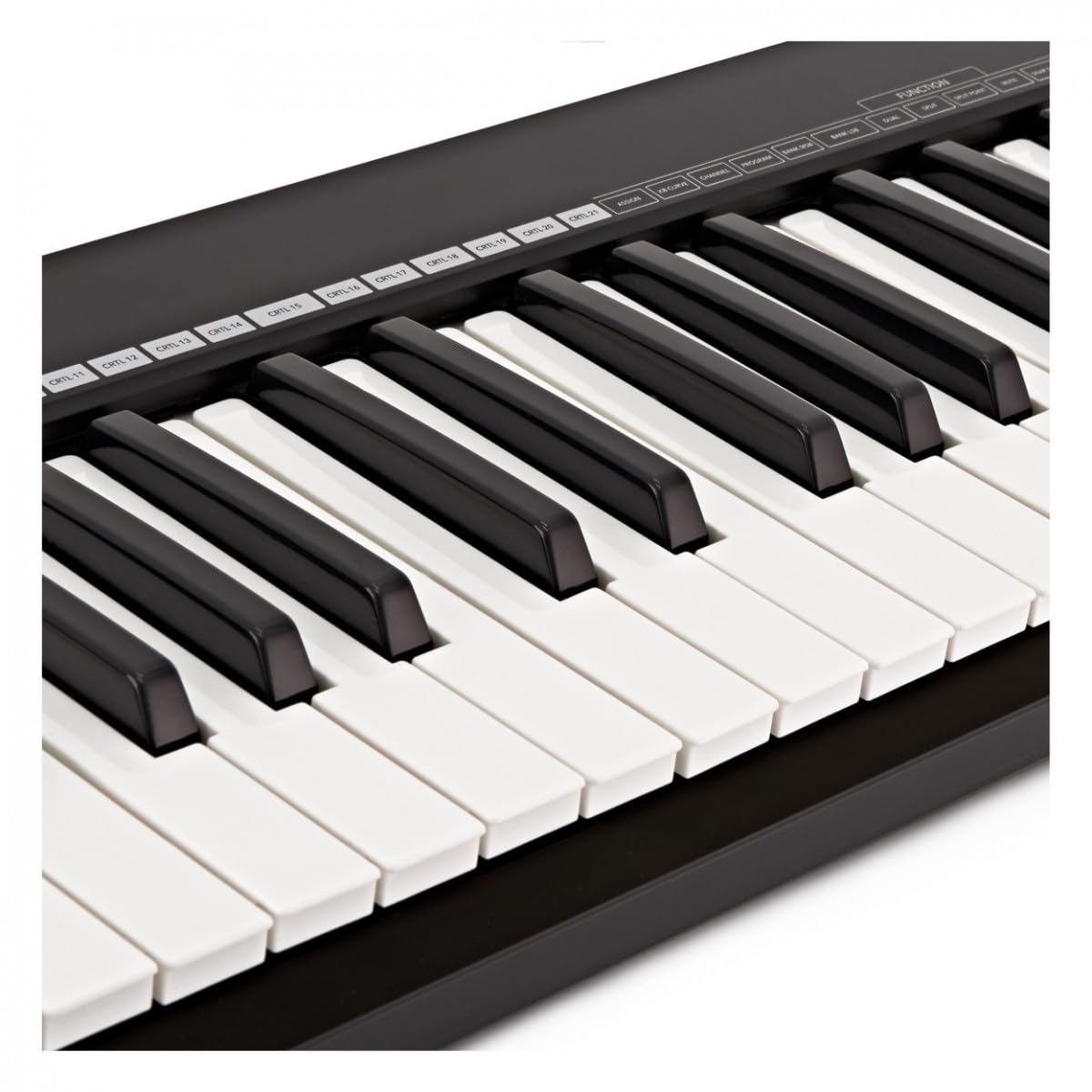Schlankes Tragbares 49-Tasten-MIDI-Keyboard SubZero ControlKey49S | 49 Anschlagdynamische Tasten mit 5 Kurven, Zuweisbarer Fader, Sustain-Pedal-Eingang, USB-Betrieben