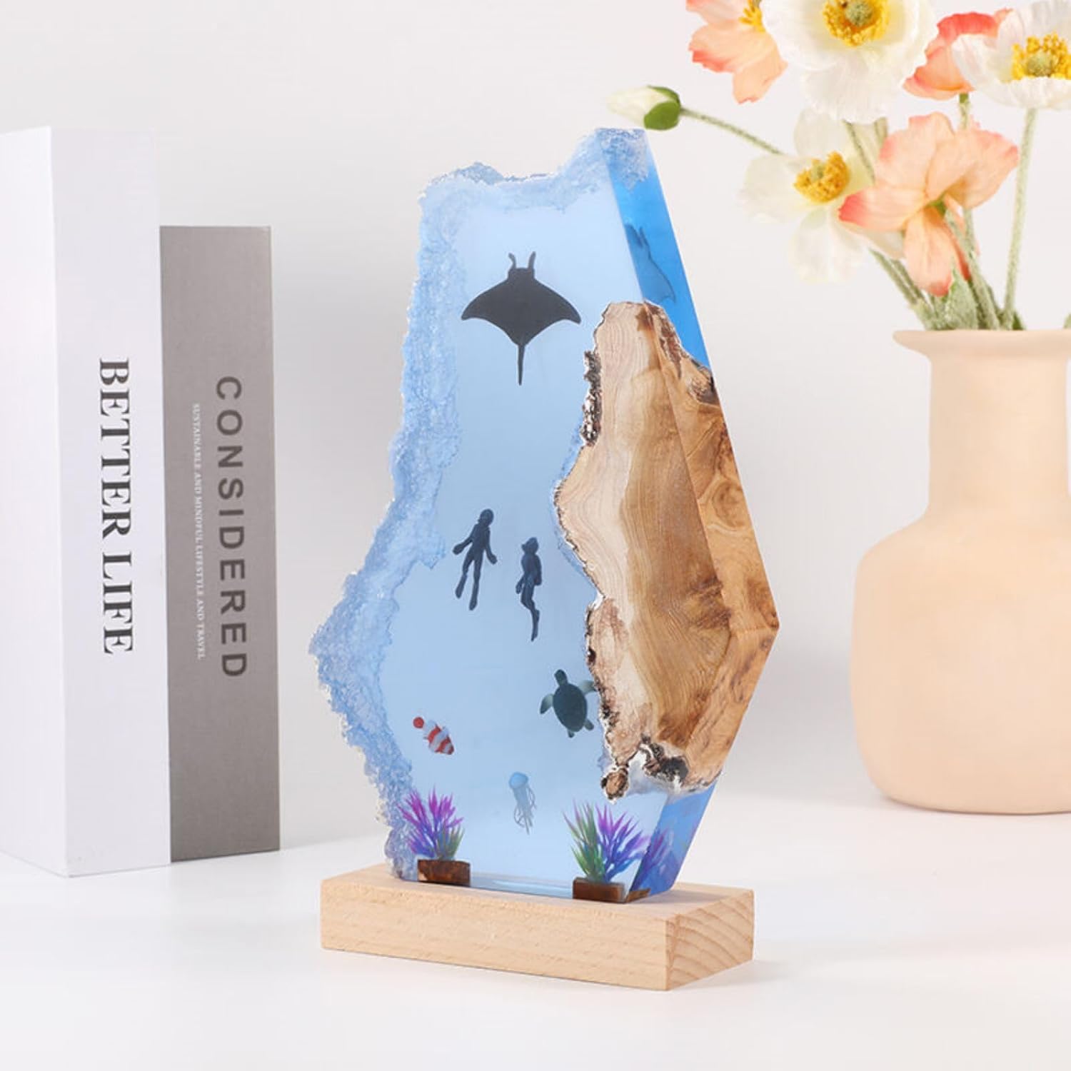 Creative Epoxy Resin Wood Light Lamp, Handmade Sea Diver Enthusiasts Led Lights Night Light,Deep Sea Cave Diving Nightlight, Aquatic Ocean Lamp Men's Desktop Decor Gift (Manta Ray)