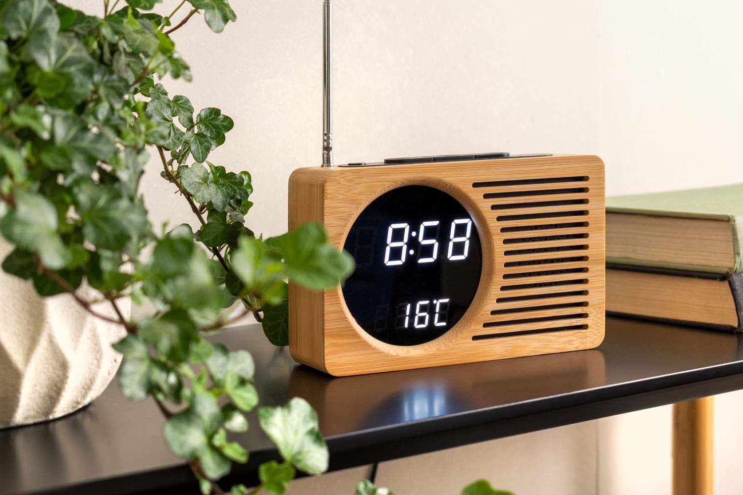 Amazon.de: Karlsson Radiowecker aus Bambus Retro