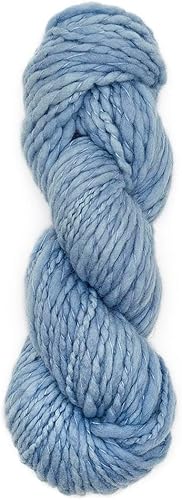 Kinua Flame  100% hilo fino de lana peruana de Junin hilado a mano, teñido de forma natural, 3.53 onzas, peso voluminoso, suave y cálido, perfecto