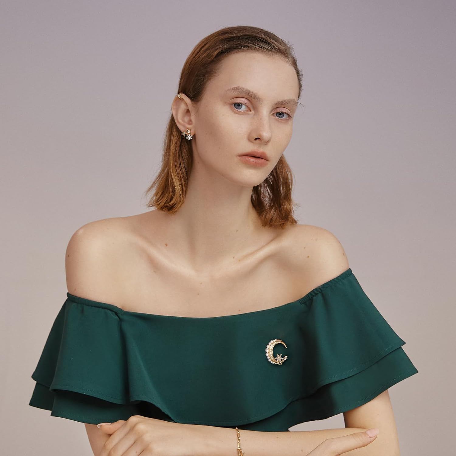 Vintage Pearl Brooch Pin Moon and Star Crystal Rhinestone Brooch 8-Pointed Star Lapel Pin Baroque Pearl Gold pins and brooches jewelry, SHE'S FREE STYLE JUST FOR YOU Metal Plating Process Safety pins - Image 4