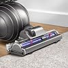Aspiradora Vertical Dyson Ball MultiFloor: Filtro HEPA de alto rendimiento, ajuste de altura sin bolsa, succión más potente, mango telescópico, cepillos giratorios autopropulsados, fucsia 4
