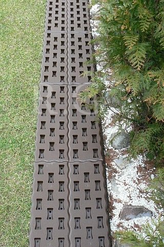 rg-vertrieb Gartenplatten Beetplatten Bodenplatten Gehweg 0,95 qm² 4,8m Gehwegplatte Kunststoff 500kg/qm Belastbarkeit 8 Stück