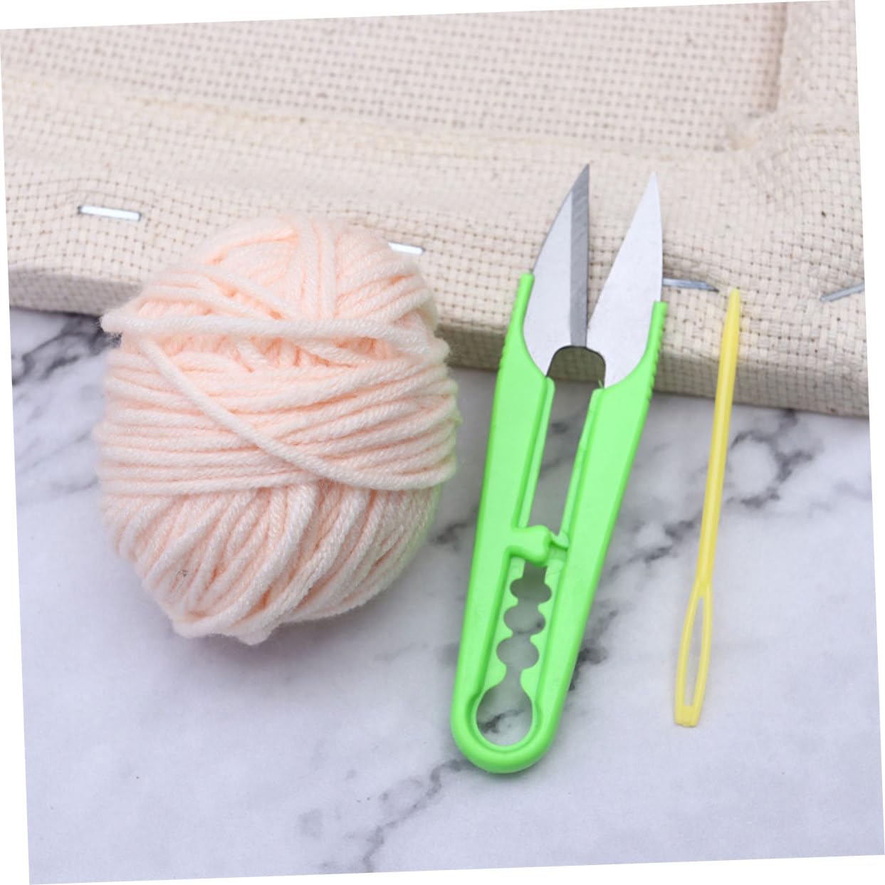 DOITOOL Kit de Base Cuadrada para Bordado con Punzón Set Diy para Principiantes Incluye Tijeras Hilos Colores Herramientas de Manualidades para Patrón Estilo Niña Pequeña