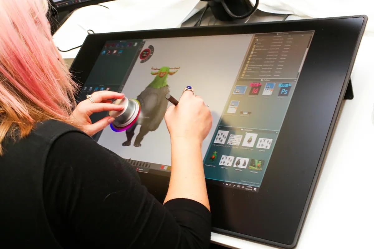 Dell Canvas 27 – 27” QuadHD (2560 x 1440) Interactive Touchscreen