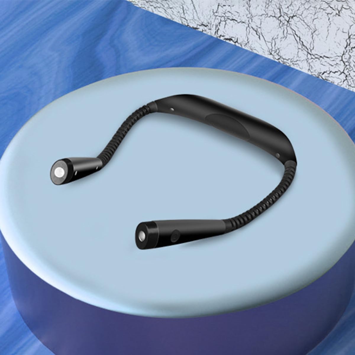 Luce da Lettura al Collo USB Ricaricabile, 4 LED 2835 | Bracci Regolabili, Angolo Fascio 90°, Batteria Integrata 1000mah, Plastico Nero per Viaggio e Campeggio