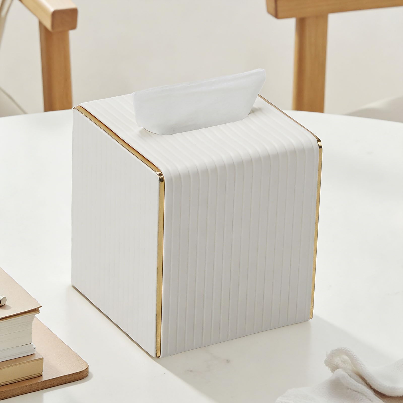 Tissue Box Cover, White Square Leather Tissue Box Holders with Gold, Decorative Modern Tissue Vessel for Bathroom Night Stands Living Room Vanity Toilet Tank Dresser Countertop Office Car (White)