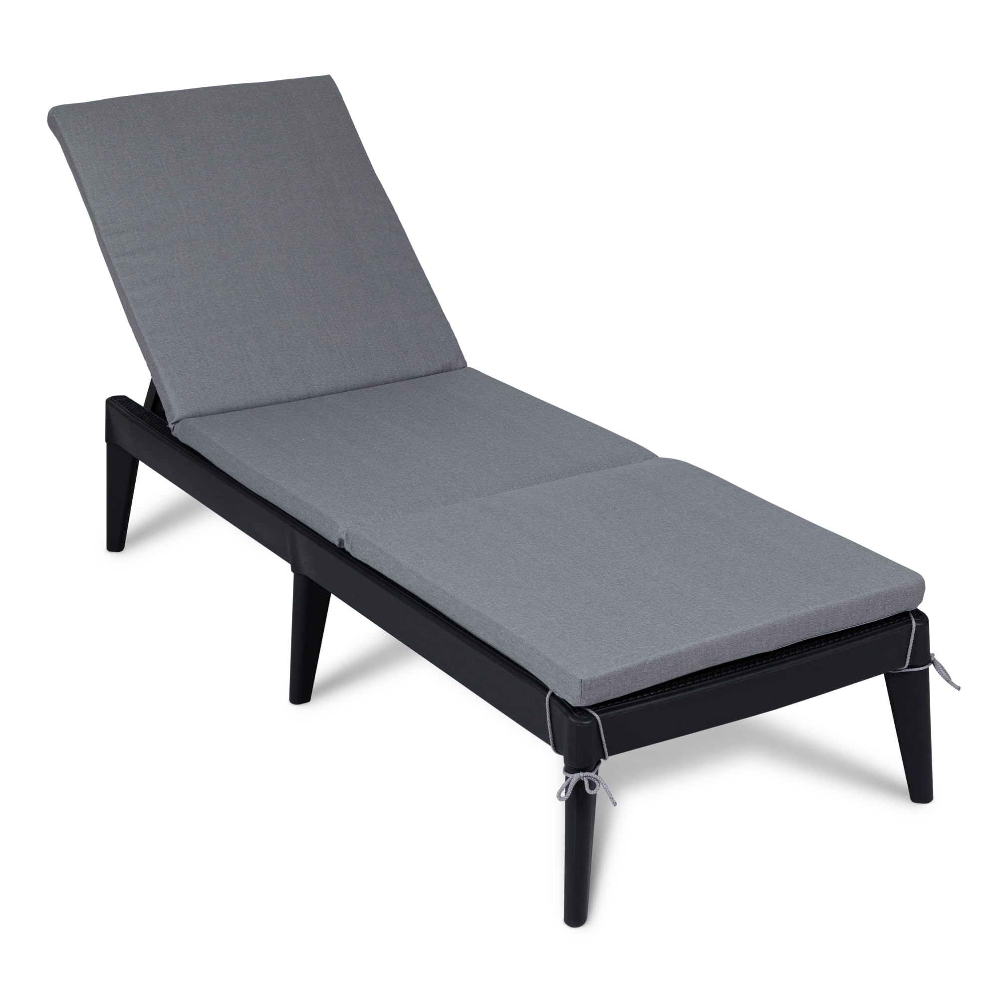Chaise longue inclinable pour vos après-midis détente au bord de la piscine