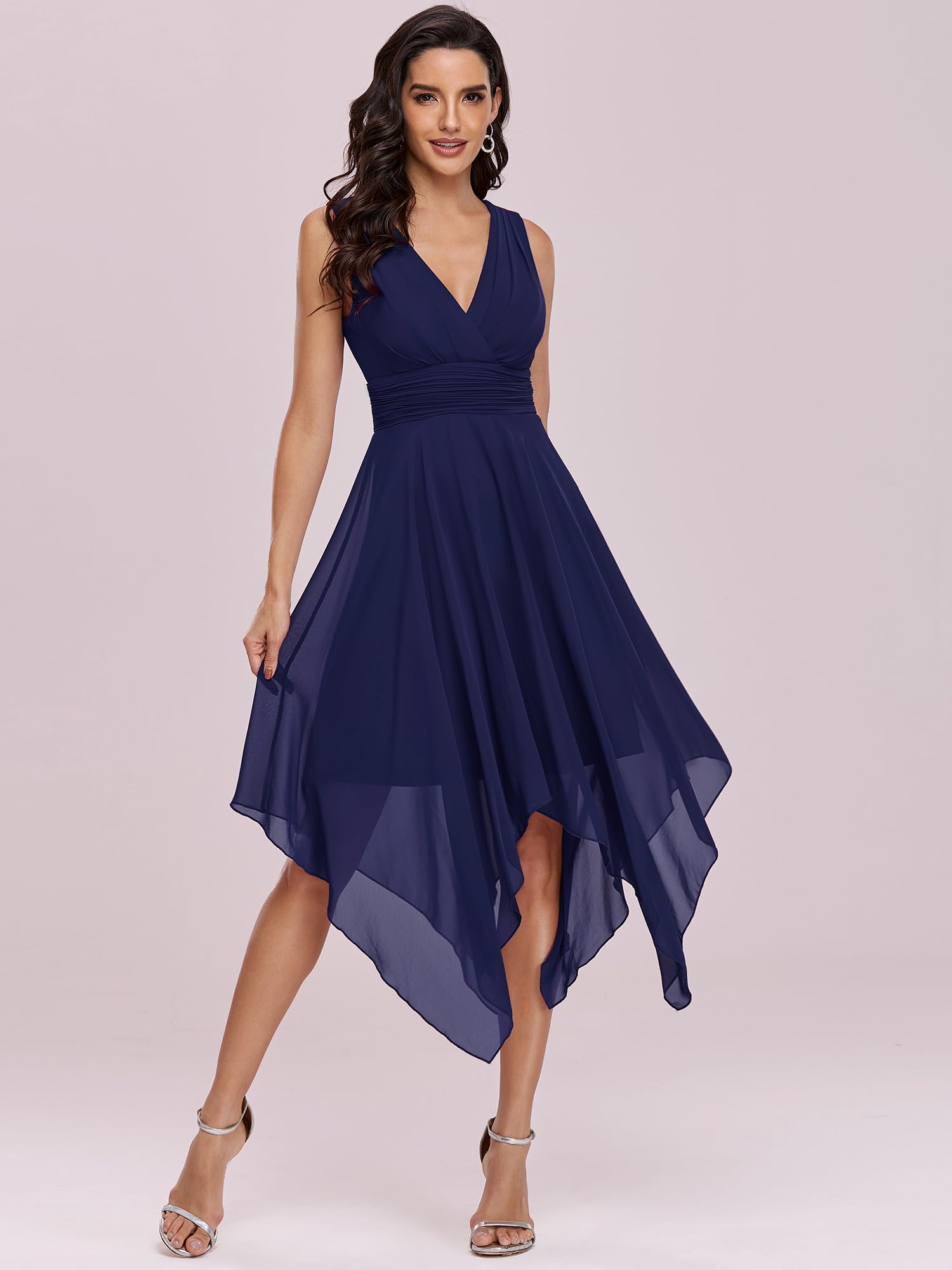 Ever-Pretty Robe de Soirée Longue Femme Asymétrique Col en V en Mousseline de Soie Plissé Classique 3142