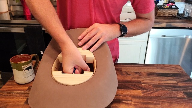 HOW TO: How to use the Cowboy Hat Stretcher