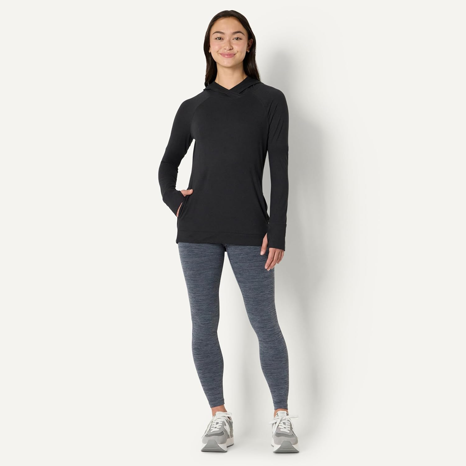 Amazon Essentials Women's Athletic Soft Performance Lightweight Long Sleeve Pullover Hoodie Workout Top, Space Dye - Image 5