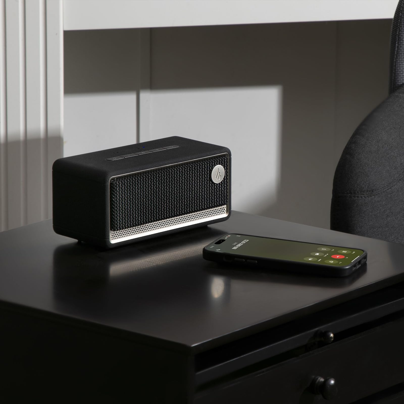 Edifier ES60 Enceinte Bluetooth Premium – Enceinte Portable 34W avec Bluetooth 5.4, étanchéité IP66, autonomie jusqu'à 9h, USB-C, couplage stéréo, éclairage ambiant, Application ConneX