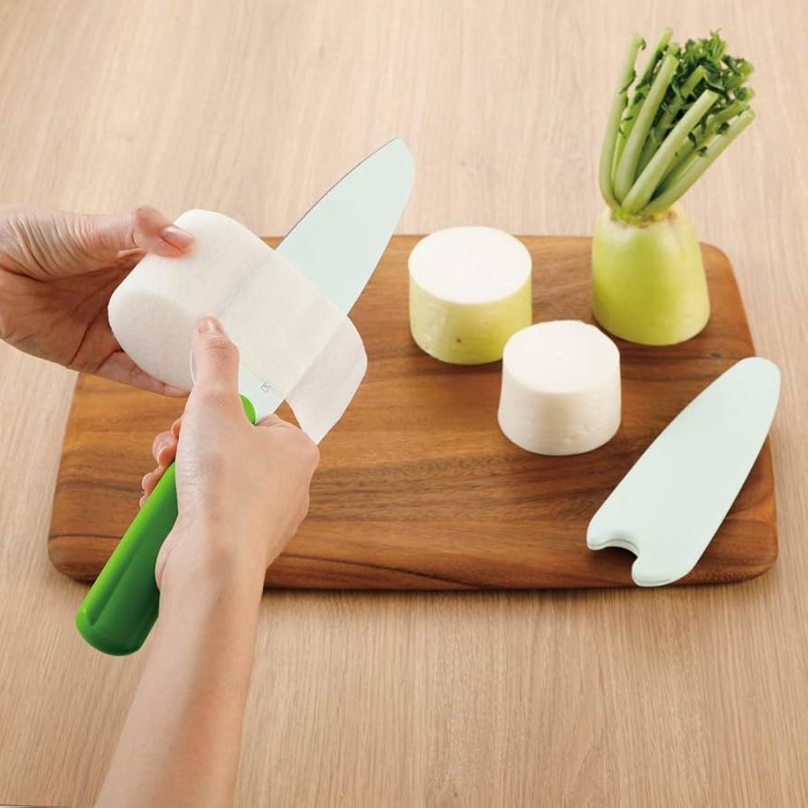 Amazon｜貝印 KAI 菜切り包丁 ホワイト/グリーン 30×6×1.7cm Kai